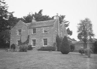 Aberdalgie Manse
General view.