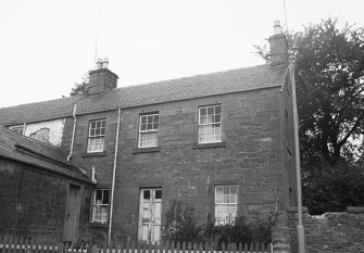 Alyth, 7 Hill Street.
General exterior view.