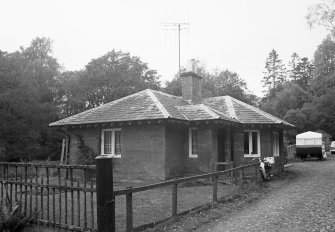 Bamff House, South Lodge.
General view.