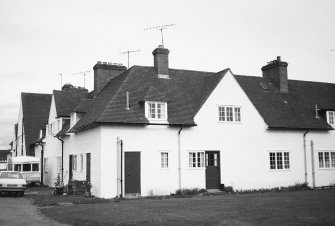 Forteviot Square.
General view of rear of cottages.