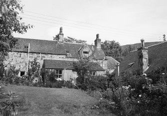 Keltneyburn.
View of cottage.