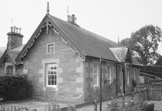 Lows Work Cottages.
General view.
