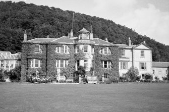 Glencarse House.
General view.