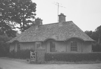 Glendoick House, South-East Lodge.
General view.