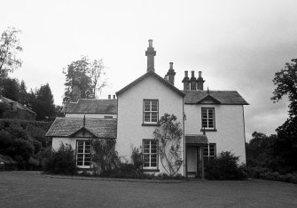 Oakbank House
General view of garden facade.
