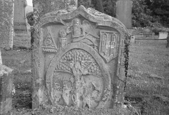 St Madoes Churchyard.
View of gravestone.