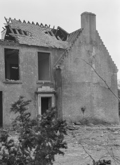 General view of partially derelict building, Old Place of Bonhill.