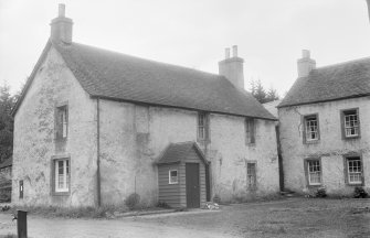 General view of cottage in Inver village.