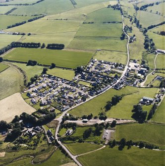 Oblique aerial view centred on the village of Oxton, taken from the NE.
