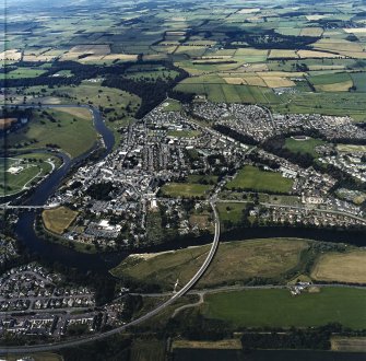 General oblique aerial view of Kelso, taken from the SE.