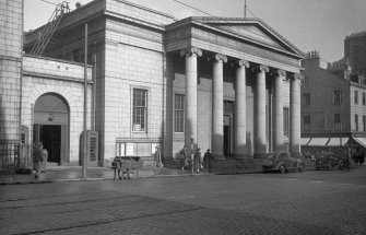 View of the Music Hall, Union Street, Aberdeen.