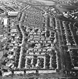 General oblique aerial view of the town, taken from the SW.