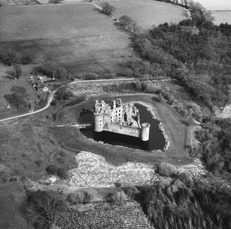 Caerlaverock Castle.
Aerial view.