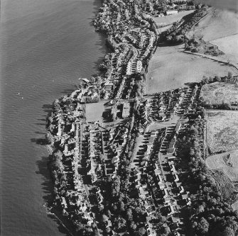 General oblique aerial view of the town, taken from the SW.