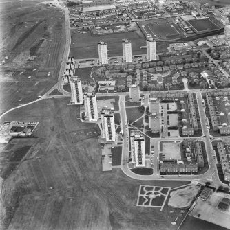 Aberdeen, Seaton, General.
General oblique aerial view from North.