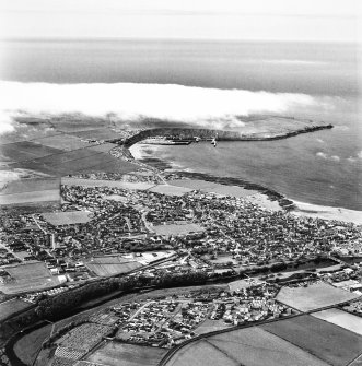 Thurso and Scrabster, oblique aerial view, taken from the SE.