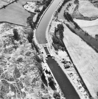 Aerial view of Cullochy Lock