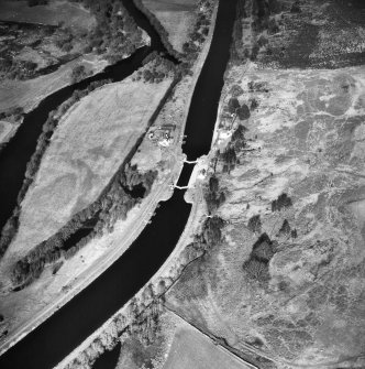 Aerial view of Cullochy Lock