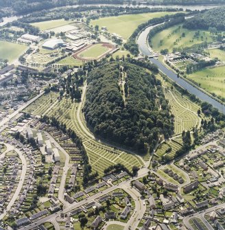 Oblique aerial view centred on the cemetery, with the swing bridge adjacent, taken from the N.