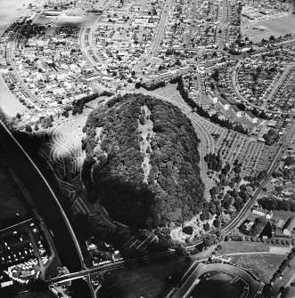 Oblique aerial view centred on the cemetery, with the swing bridge adjacent, taken from the S.