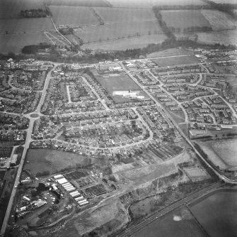 Currie, Edinburgh.
Aerial view.