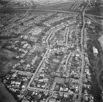 Edinburgh, Juniper Green, General.
General aerial view.