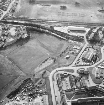 Edinburgh, Union Canal, Slateford/Hailes.
Oblique aerial view.