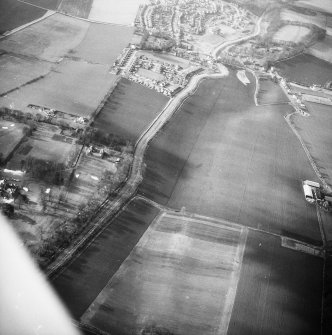 Edinburgh, Union Canal, Gogar/Ratho.
General oblique view.