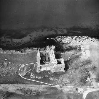 Castle Sween.
Aerial view from the South-East.
