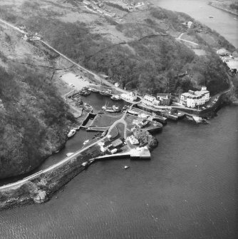 Crinan Canal.
Aerial view showing Crinan Basin (NR 788 943).