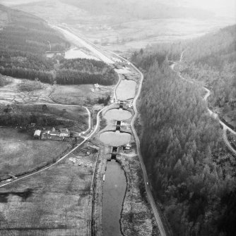 Crinan Canal and Dunnardry Locks
Aerial view (NR 820 911).