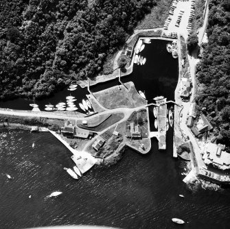 Crinan Canal.
Aerial view showing Crinan Basin (NR 788 943).