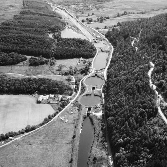 Crinan Canal and Dunnardry Locks.
Aerial view (NR 820 911).