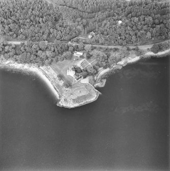 Oblique aerial view centred on the castle, taken from the SSE.