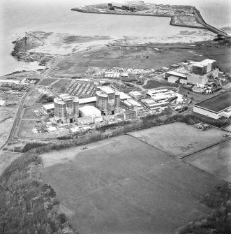 General aerial view.
