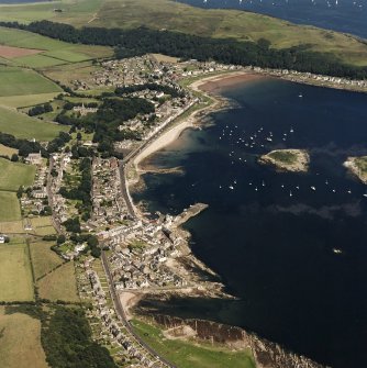 General oblique aerial view of the town of Millport, taken from the WSW.