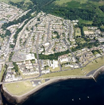 General oblique aerial view of the town, taken from the SW.