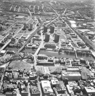 Glasgow,Hutchesontown.
Oblique aerial view.