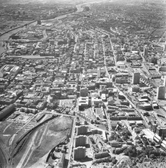 Glasgow, City Centre.
General aerial view.