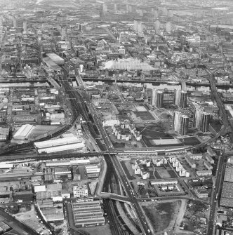 Glasgow, Lauriston-Gorbals.
General oblique aerial view.