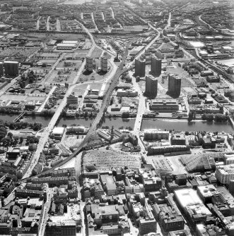 Glasgow, Hutchesontown.
Oblique aerial view.