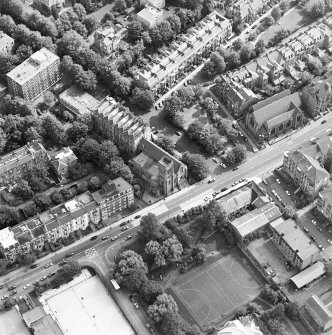 Hyndland, oblique aerial view, centred on Hyndland Parish Church and Saint Bride's Episcopal Church.