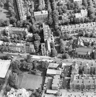 Hyndland, oblique aerial view, centred on Hyndland Parish Church and Saint Bride's Episcopal Church.