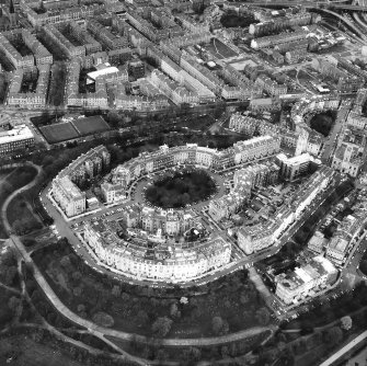 Glasgow, Woodlands Hill.
General oblique aerial view.