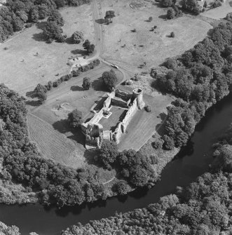 Bothwell Castle, oblique aerial view, taken from the WSW.