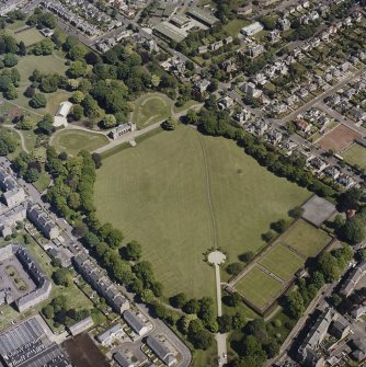 Oblique aerial view centred on the park and pavilion, taken from the SSW.