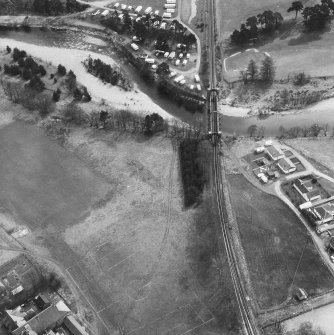 Blair Atholl, Railway Viaduct.
General oblique aerial view.