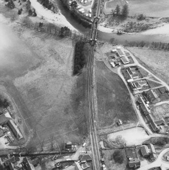 Blair Atholl, Railway Viaduct.
General oblique aerial view.