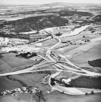 Craigend Interchange.
General oblique aerial view.