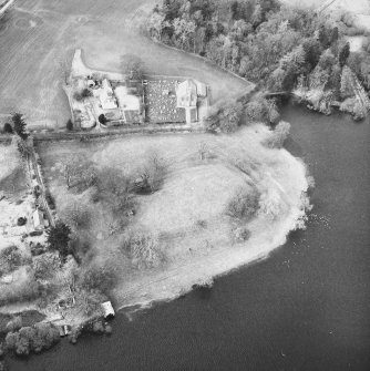 Clunie Castle Hill/Clunie Church.
General oblique aerial view.